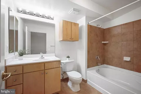 616 E Street St NW #312, Washington, DC 20004 photo 8