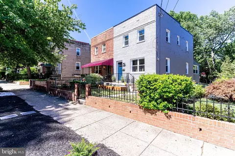 514 45th St NE, Washington, DC 20019