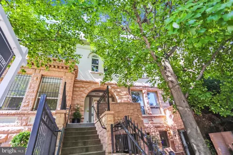 1421 Chapin St NW #32, Washington, DC 20009