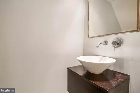 514 7th St NE, Washington, DC 20002 photo 9