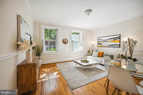1736 18th St NW #101, Washington, DC 20009