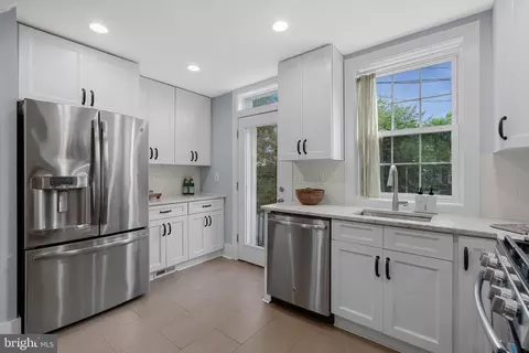1507 Queen St NE, Washington, DC 20002 photo 11
