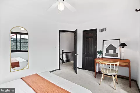 516 9th St SE, Washington, DC 20003 photo 24