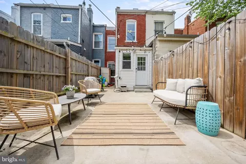 Exterior - 241 14th Pl NE, Washington, DC 20002 photo 5 of 6