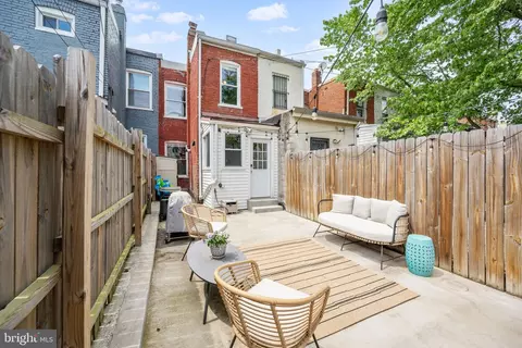 Exterior - 241 14th Pl NE, Washington, DC 20002 photo 6 of 6