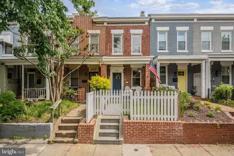 241 14th Pl NE, Washington, DC 20002