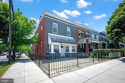 1679 Montello Ave NE, Washington, DC 20002 photo 2