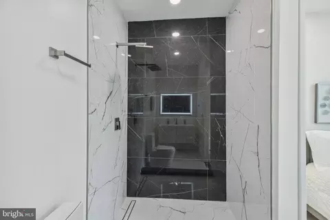 2213 M St NE #4, Washington, DC 20002 photo 14