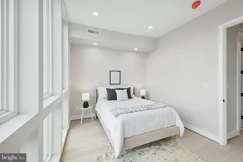 2213 M St NE #4, Washington, DC 20002 photo 13