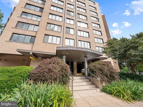 2201 L St NW #301, Washington, DC 20037