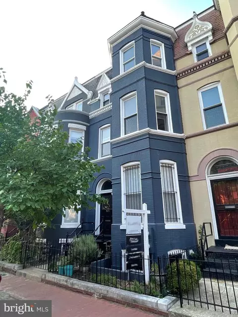 925 Westminster St NW #1, Washington, DC 20001