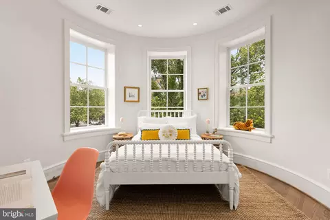 1201 D St NE, Washington, DC 20002 photo 17