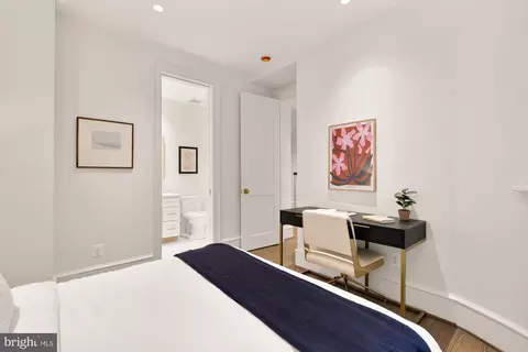 1201 D St NE, Washington, DC 20002 photo 25