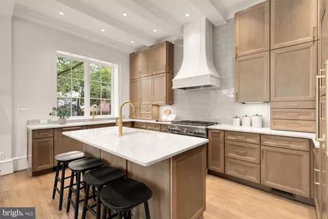 1201 D St NE, Washington, DC 20002 photo 9