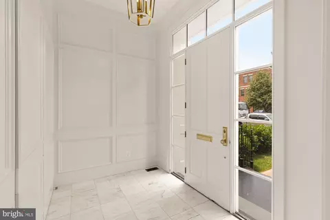 1201 D St NE, Washington, DC 20002 photo 4