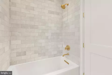 1201 D St NE, Washington, DC 20002 photo 19