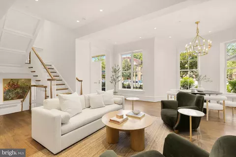 1201 D St NE, Washington, DC 20002