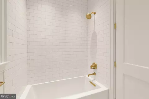 1201 D St NE, Washington, DC 20002 photo 27