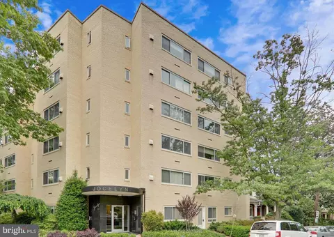 5315 Connecticut Ave NW #101, Washington, DC 20015