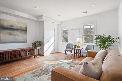 424 Evarts St NE #1, Washington, DC 20017