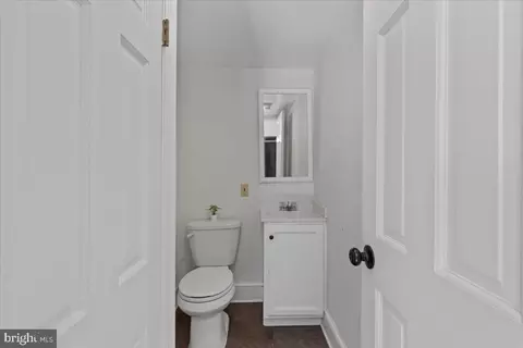 Entry Way - 333 7th St NE, Washington, DC 20002 photo 1 of 2