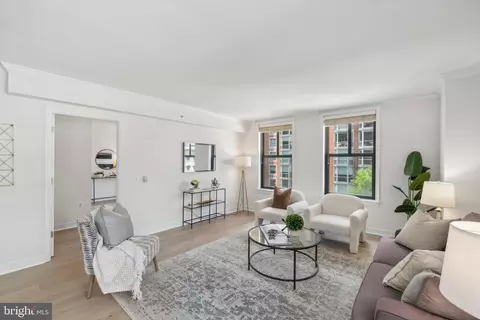Living - 616 E Nw NW #514, Washington, DC 20004 photo 1 of 5