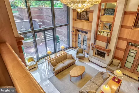 Living - 616 E Nw NW #514, Washington, DC 20004 photo 5 of 5