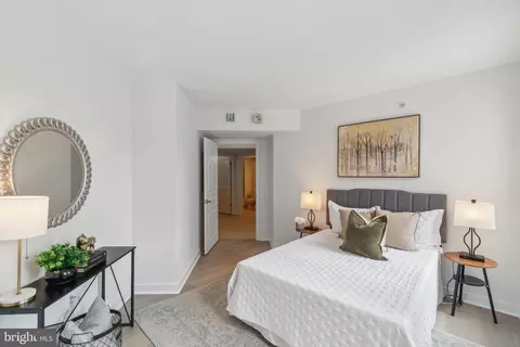 Bedroom - 616 E Nw NW #514, Washington, DC 20004 photo 4 of 6