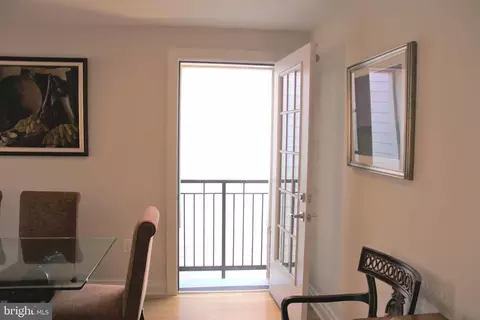 611 D St SE #4E, Washington, DC 20003 photo 24