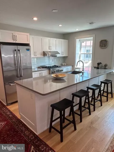 611 D St SE #4E, Washington, DC 20003 photo 17