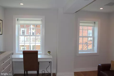 611 D St SE #4E, Washington, DC 20003 photo 36