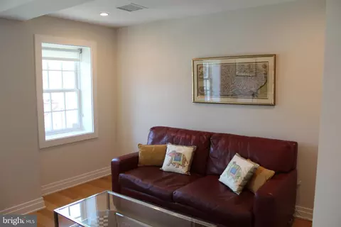 611 D St SE #4E, Washington, DC 20003 photo 32