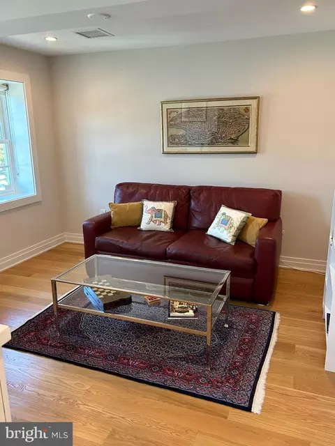 611 D St SE #4E, Washington, DC 20003 photo 33