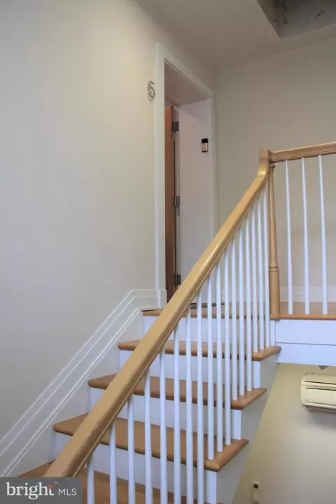 611 D St SE #4E, Washington, DC 20003 photo 5