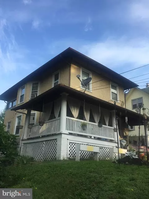 Exterior - 2906 25th St NE, Washington, DC 20018 photo 3 of 18