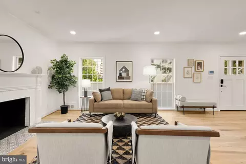 Living - 3536 Appleton St NW, Washington, DC 20008 photo 4 of 9