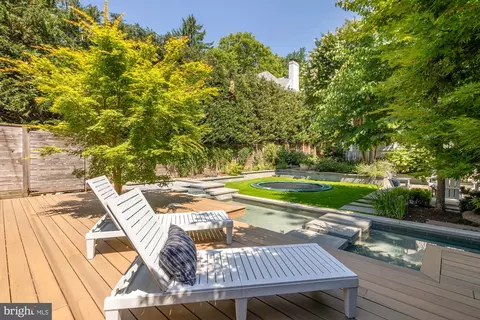 Exterior - 3536 Appleton St NW, Washington, DC 20008 photo 14 of 20