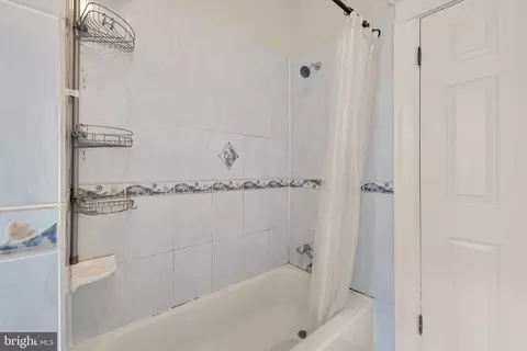 Other - 730 15th St SE, Washington, DC 20003 photo 3 of 8