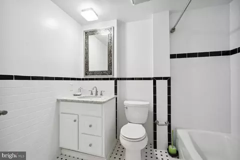 Bath - 632 12 Browns Ct SE #1/2, Washington, DC 20003 photo 2 of 2