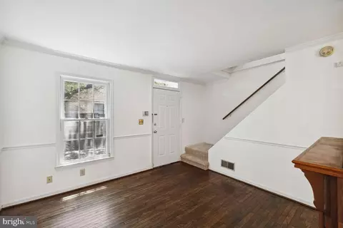 Living - 632 12 Browns Ct SE #1/2, Washington, DC 20003 photo 2 of 2