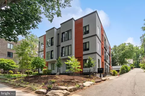4012 Edmunds St NW #5, Washington, DC 20007