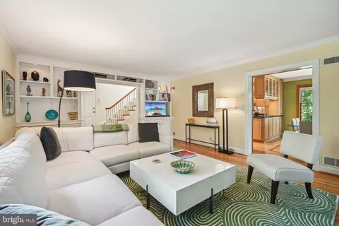 2808 29th Pl NW, Washington, DC 20008 photo 6