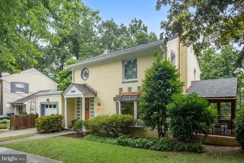 2808 29th Pl NW, Washington, DC 20008 photo 2