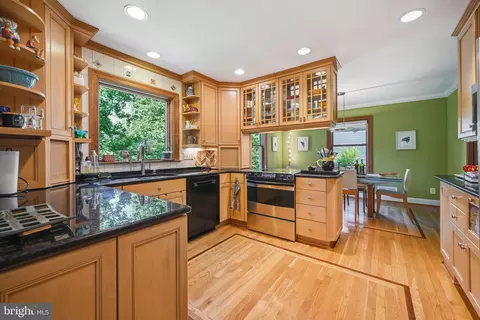 2808 29th Pl NW, Washington, DC 20008 photo 13
