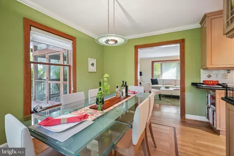 2808 29th Pl NW, Washington, DC 20008 photo 9