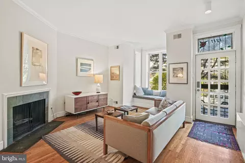 Living - 1217 E Street St NE, Washington, DC 20002 photo 2 of 3