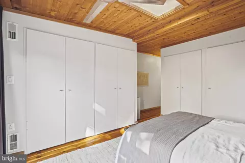 Bedroom - 1217 E Street St NE, Washington, DC 20002 photo 3 of 9