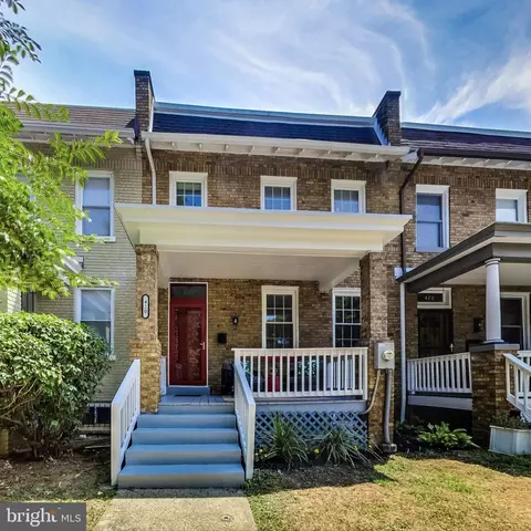 420 17th St SE, Washington, DC 20003