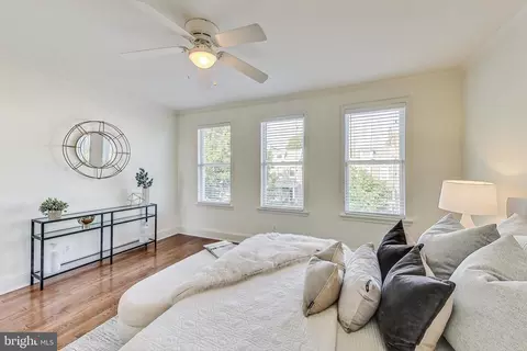 24 16th St SE, Washington, DC 20003 photo 12