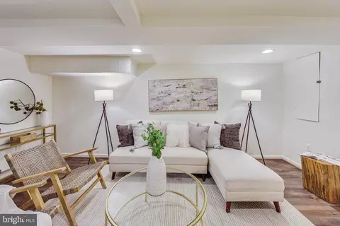 24 16th St SE, Washington, DC 20003 photo 18